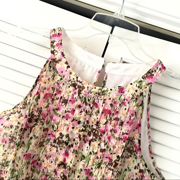 ADRIANNA PAPELL Pleaded FLORAL Print DRESS - Picture 2 of 8